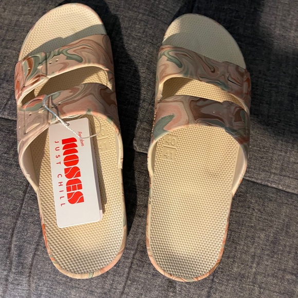 freedom moses sandals - Picture 2 of 2